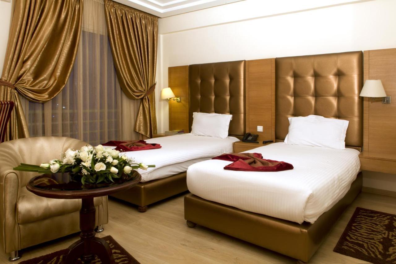 Le Zenith & Hotel