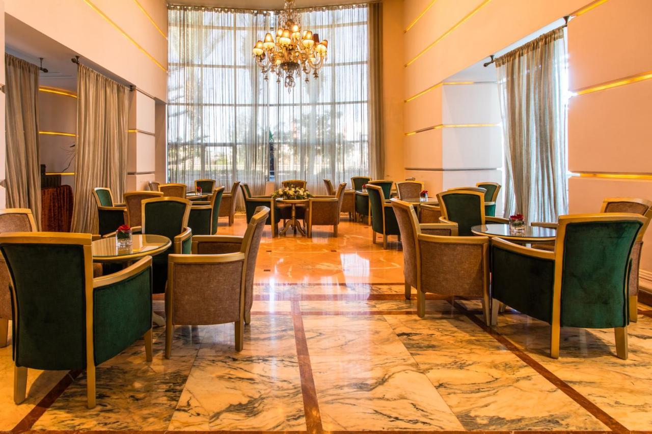 Le Zenith & 4* Casablanca