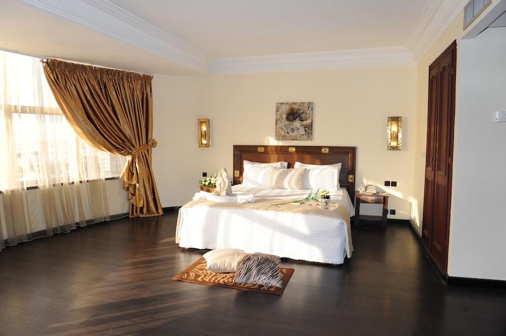 Le Zenith & Hotel 4*